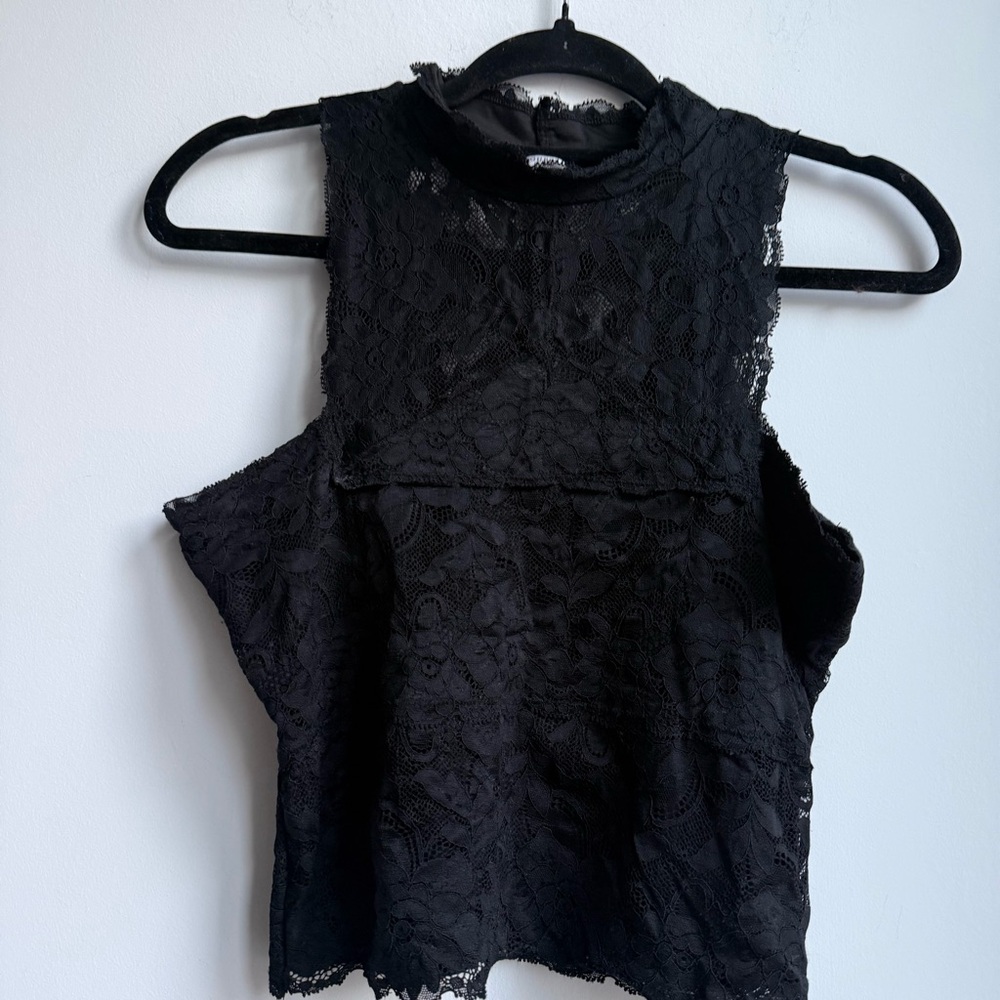 Guess Black Lace Sleeveless Mock Neck Top M